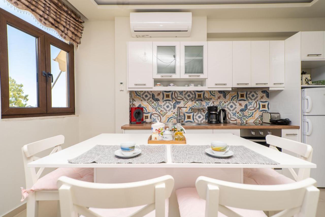 Blue Sea Relax Apartment 레팀노 외부 사진