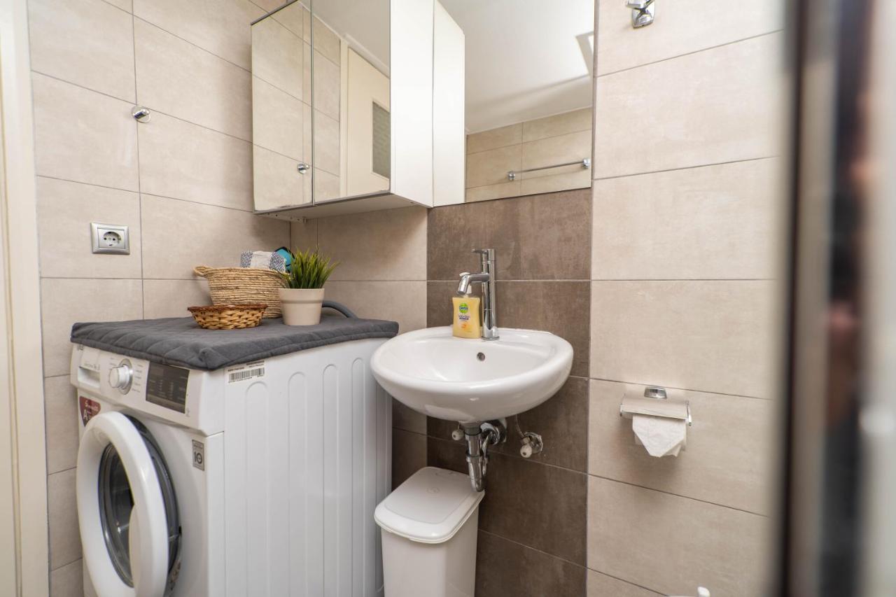 Blue Sea Relax Apartment 레팀노 외부 사진